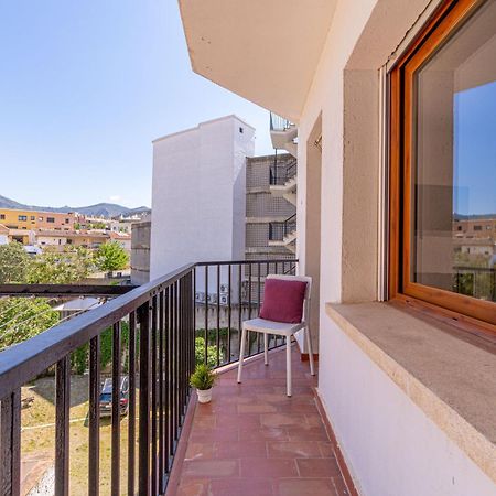 Apart-Rent Apartment Av Rhode 2º 2007 روساس المظهر الخارجي الصورة